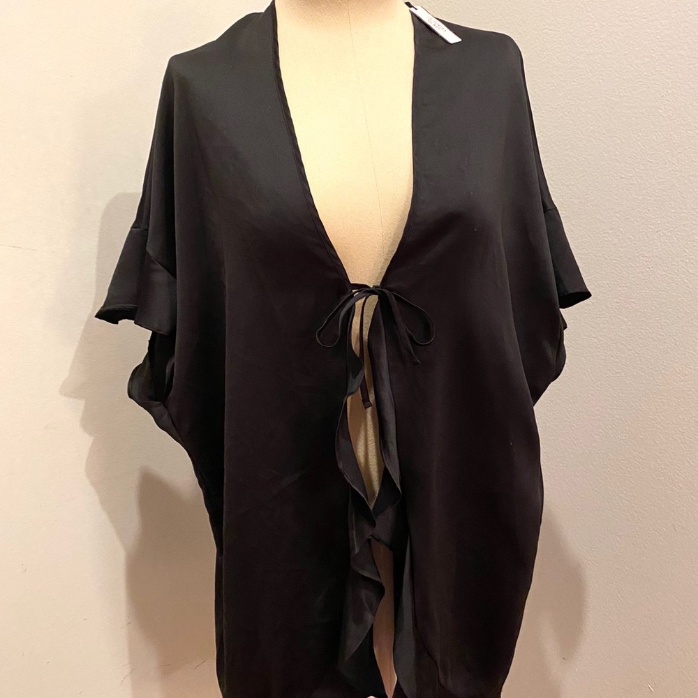 NWT Victoria’s Secret Robe w Ruffles - Picture 2 of 8